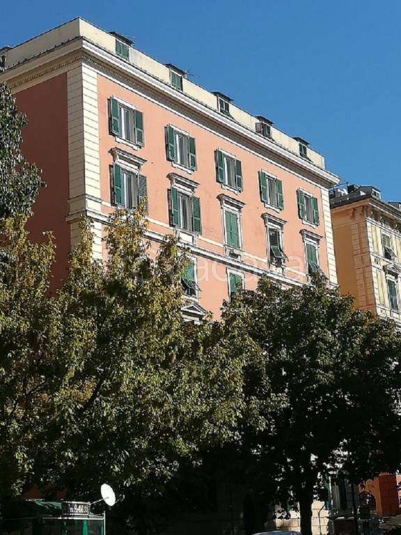 Appartamento in vendita a Genova piazza Daniele Manin
