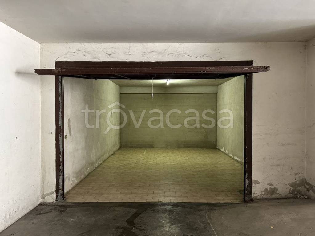 Garage in vendita a Sovizzo via Cavalieri di Vittorio Veneto, 15