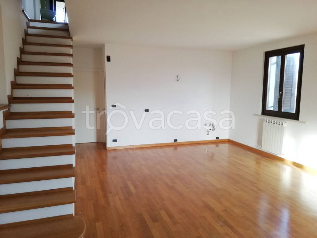 Appartamento in vendita ad Ascoli Piceno via caltanissetta, 1