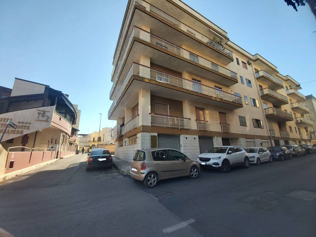 Appartamento in vendita a Noci via Giovanni Mansueto, 30