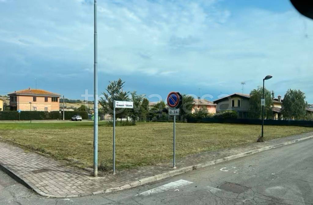 Terreno Residenziale in vendita a Felino via Giovanni Falcone, 2