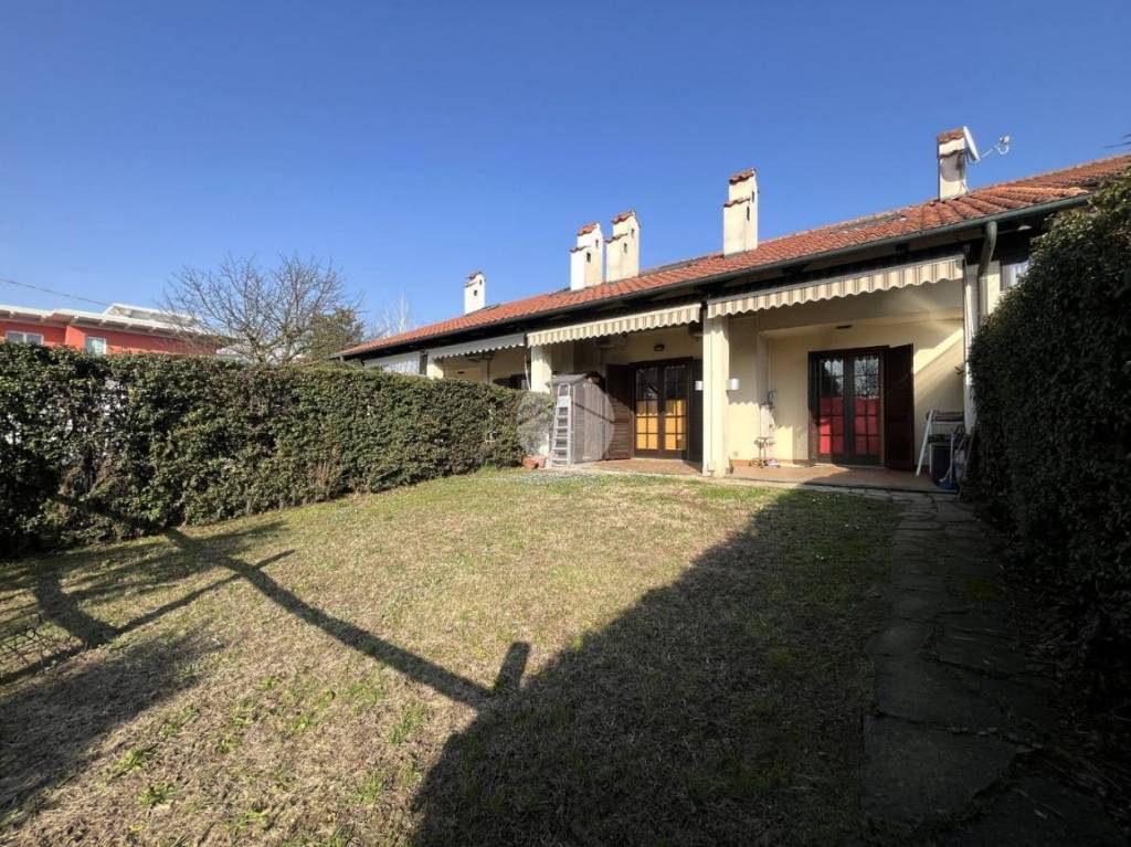 Villa a Schiera in vendita a Ivrea corso Vercelli, 270