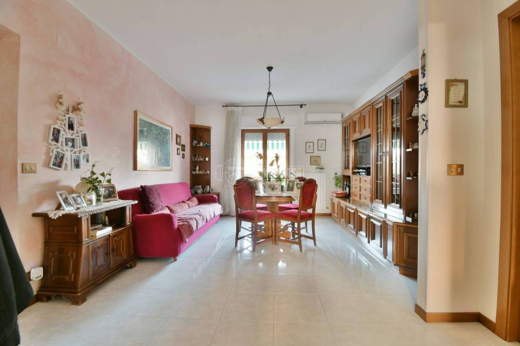 Appartamento in vendita a Colli del Tronto via Giacomo Leopardi, Villa San Giuseppe 26