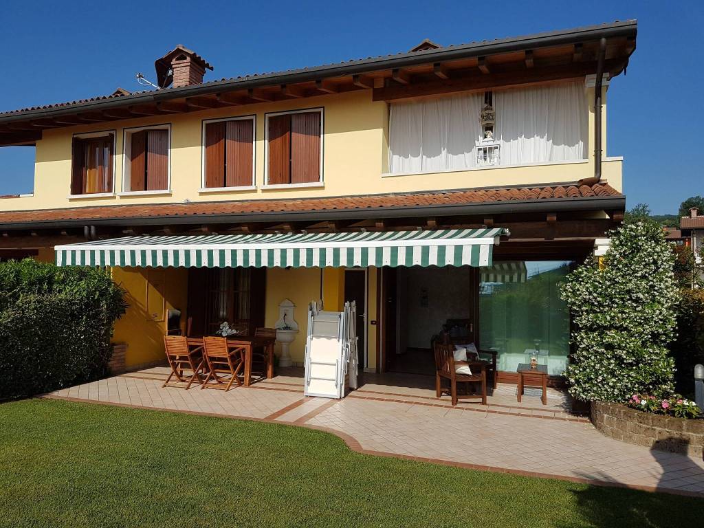Appartamento in vendita a Padenghe sul Garda via Taccone, 16