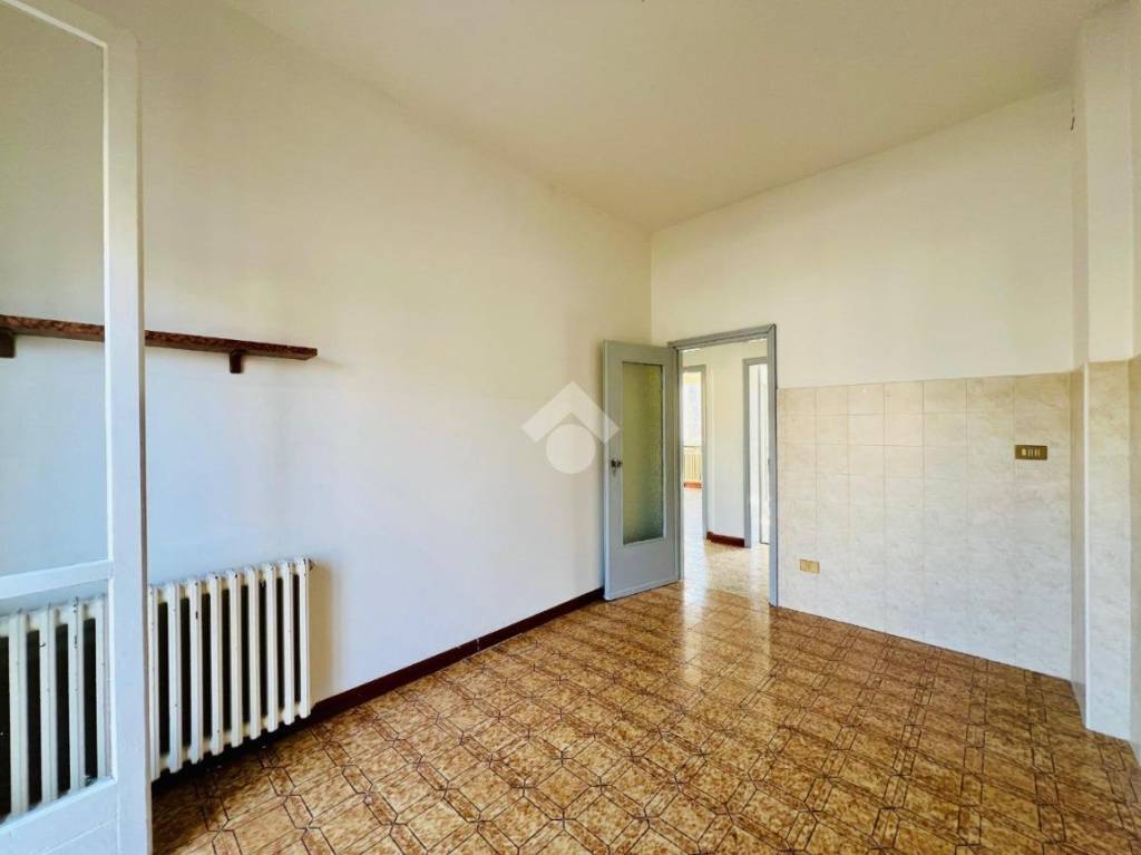 Appartamento in affitto a Mantova via Revere, 5