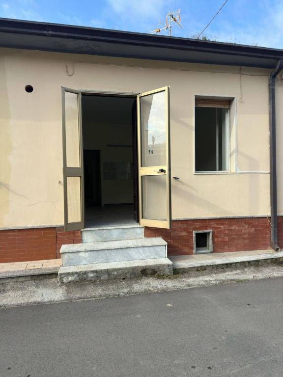 Casa Indipendente in vendita a San Nicola Manfredi via Pierri, 18