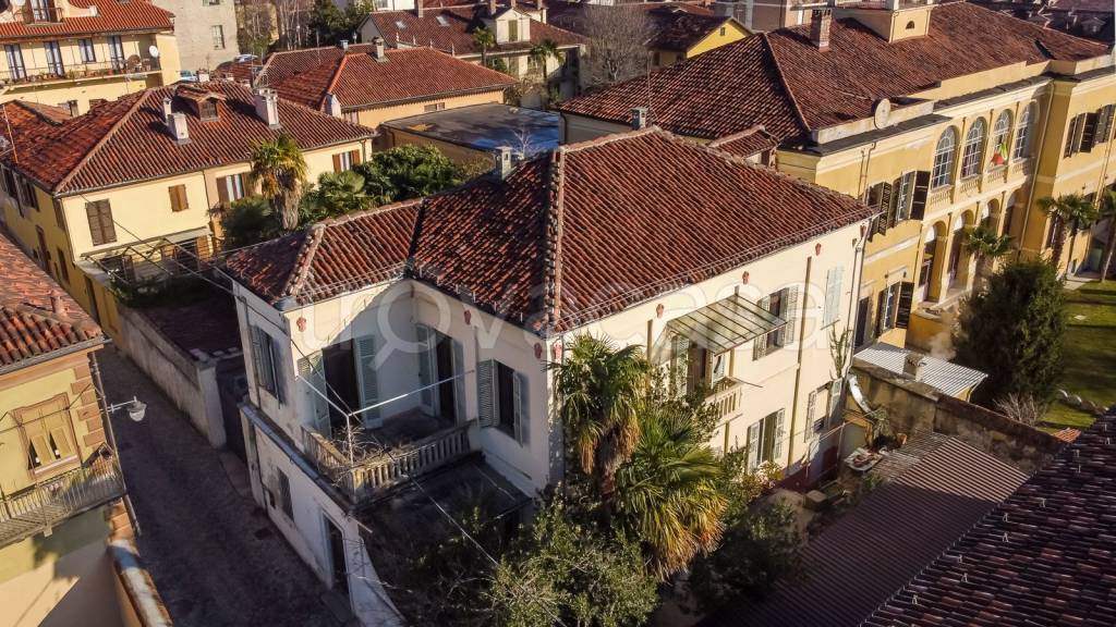 Villa in vendita a Rivoli via San Rocco, 7
