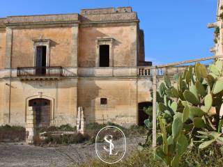 Masseria in vendita a cavallino strada comunale madonna delle grazie