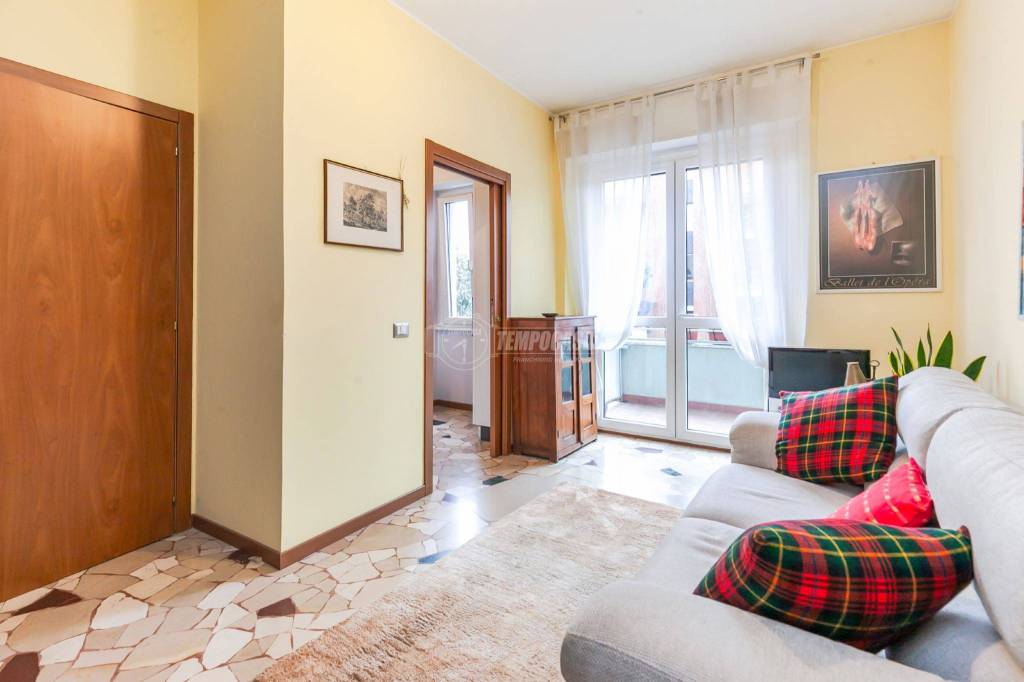 Appartamento in affitto a Milano via Moisè Loria, 77
