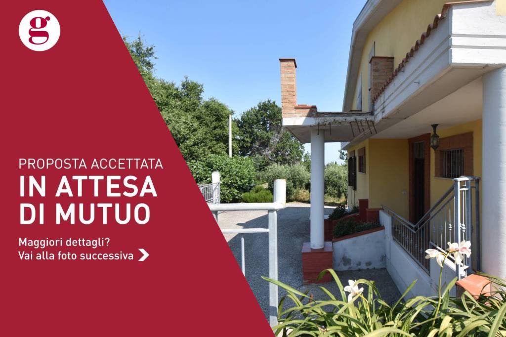 Villa in vendita a Vasto via Colli Albani, 50