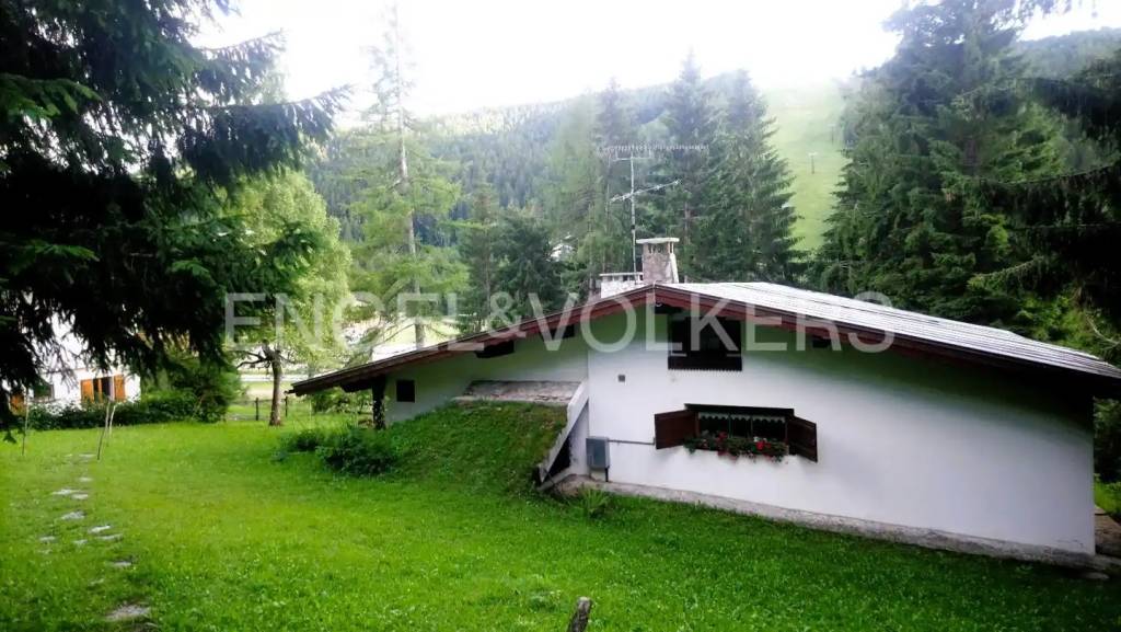 Villa in vendita a Folgaria località Fondo Grande, 35