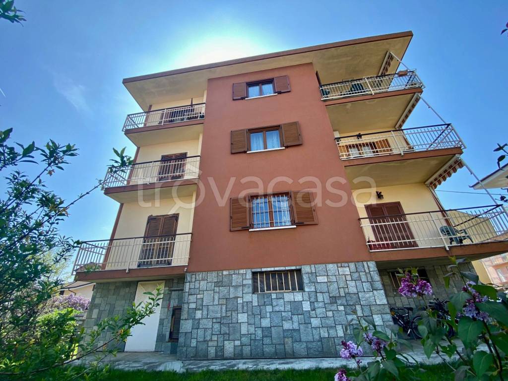 Appartamento in vendita a Carmagnola via Valperga, 14