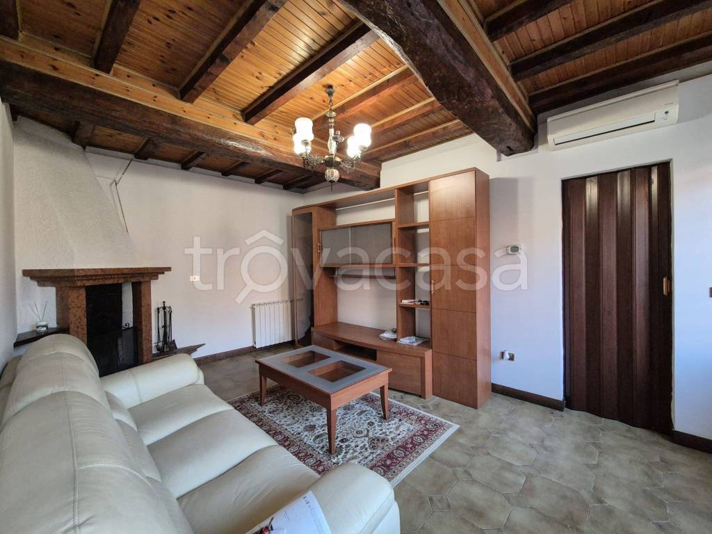 Villa a Schiera in in vendita da privato a Curtatone vicolo Quarto, 10