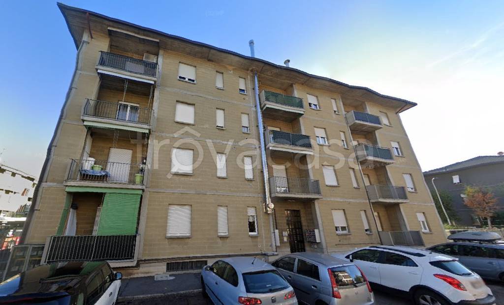 Appartamento all'asta a Ponte San Pietro via Raffaello Sanzio, 5