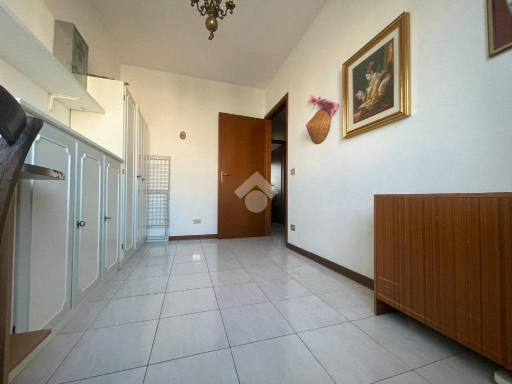 Appartamento in vendita a Parma via Decorati Al Valor Militare, 3