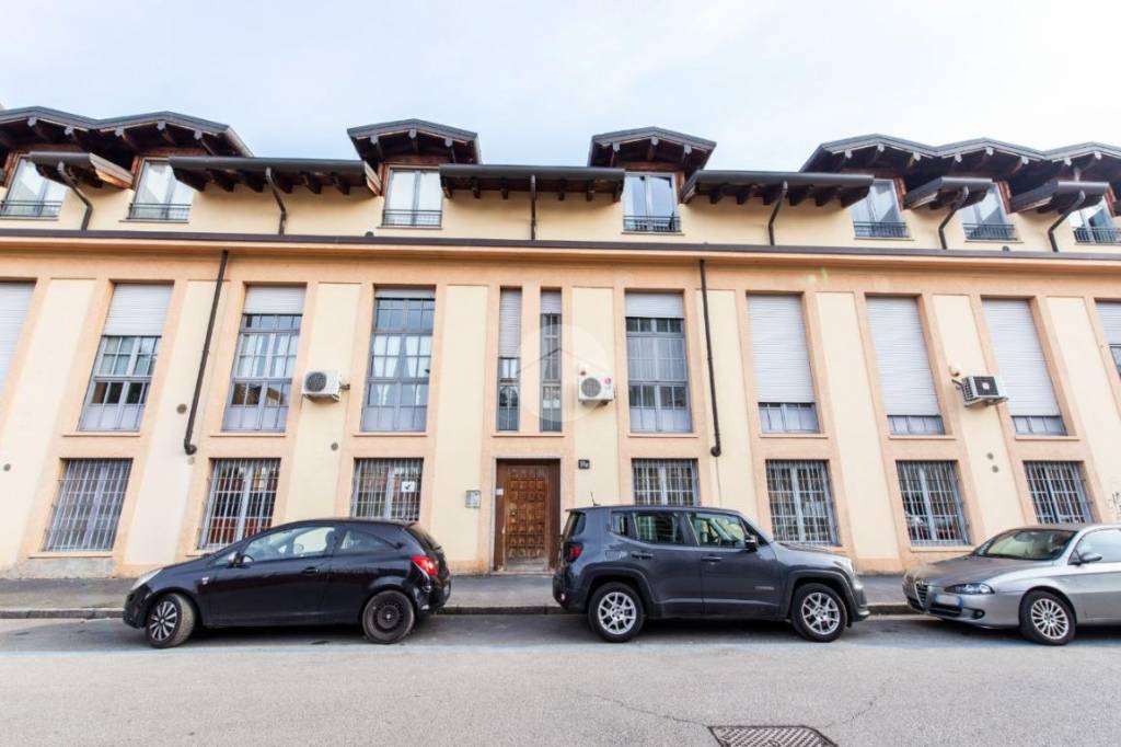 Appartamento in vendita a Milano via Guglielmo Ciardi, 5