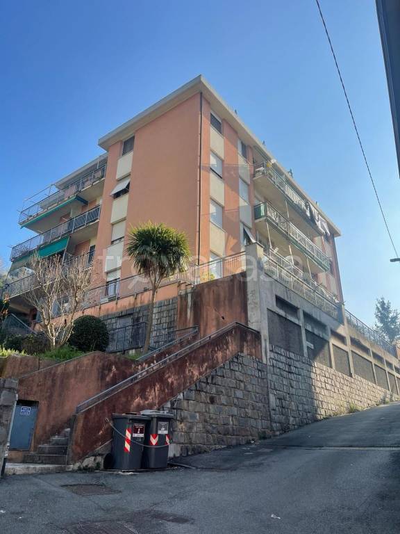 Appartamento in vendita a Sant'Olcese via Piero Gobetti