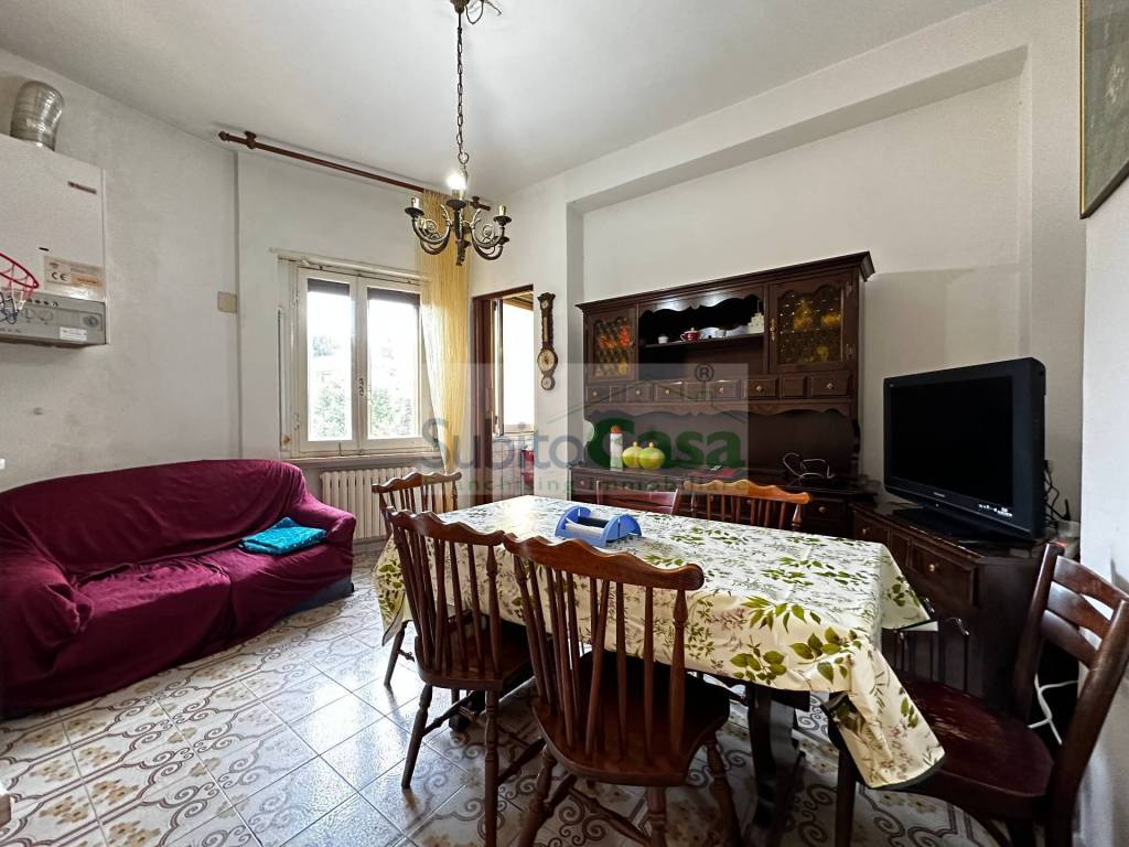 Appartamento in vendita a Chieti via Pescasseroli, 19