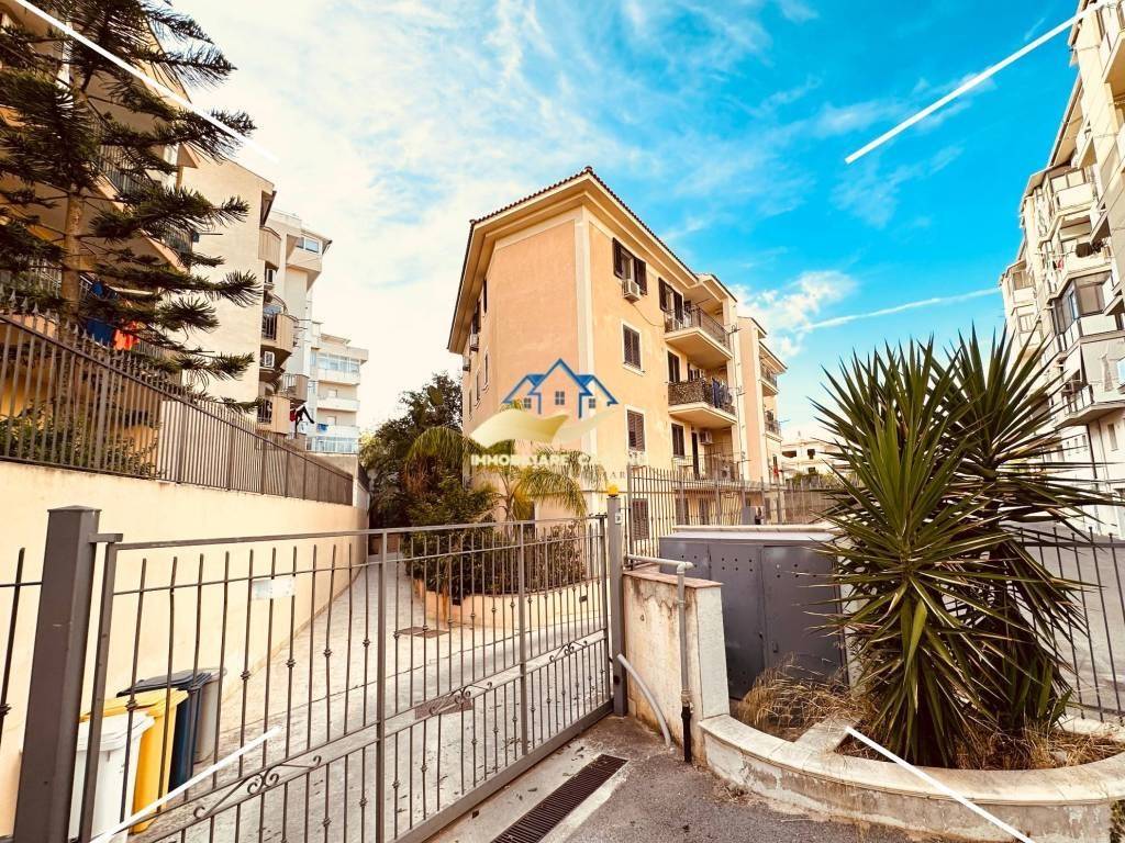 Appartamento in affitto a Bagheria via Santa Marina Terzo