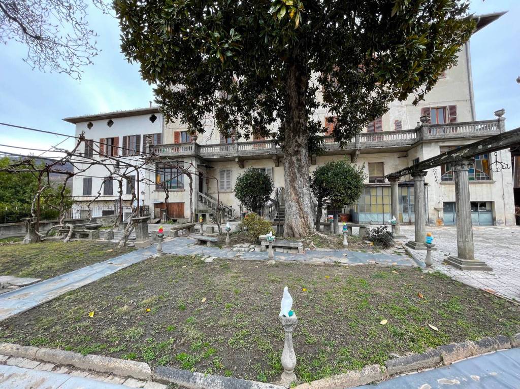Villa Bifamiliare in vendita a Cellio con Breia largo Bocciolone, 5