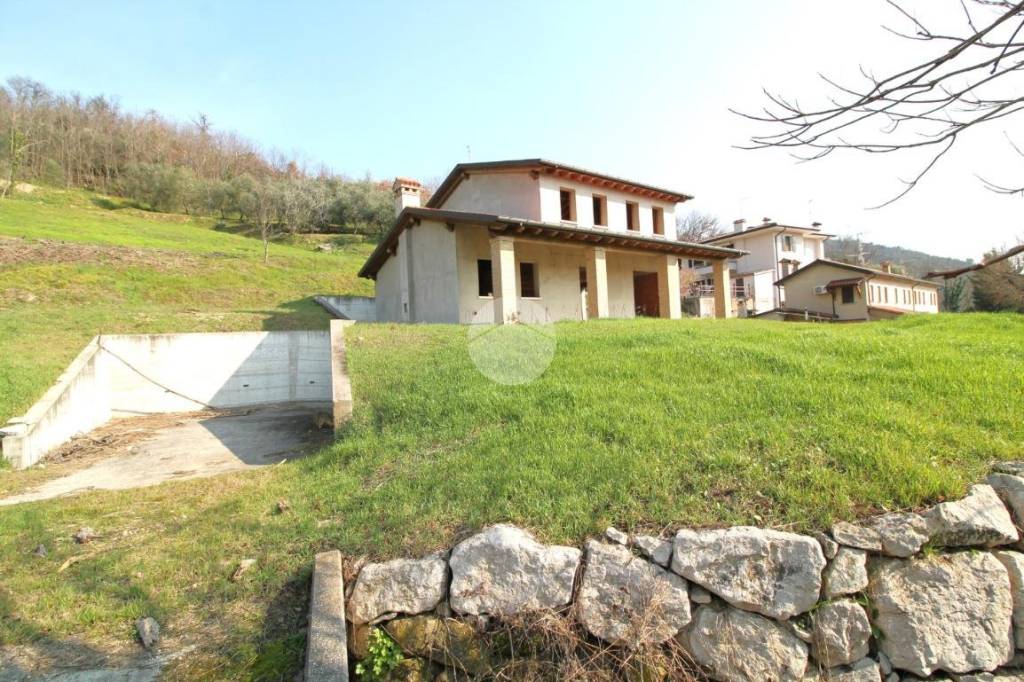 Villa in vendita a Galzignano Terme via dei momoli, 22