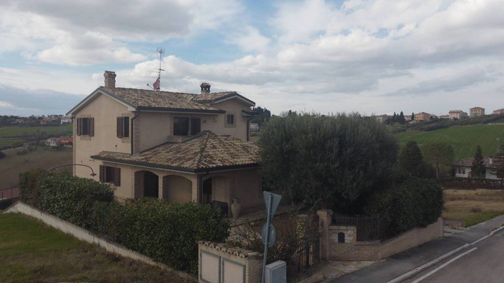 Villa in vendita a Montefano via Don Giovanni Minzoni