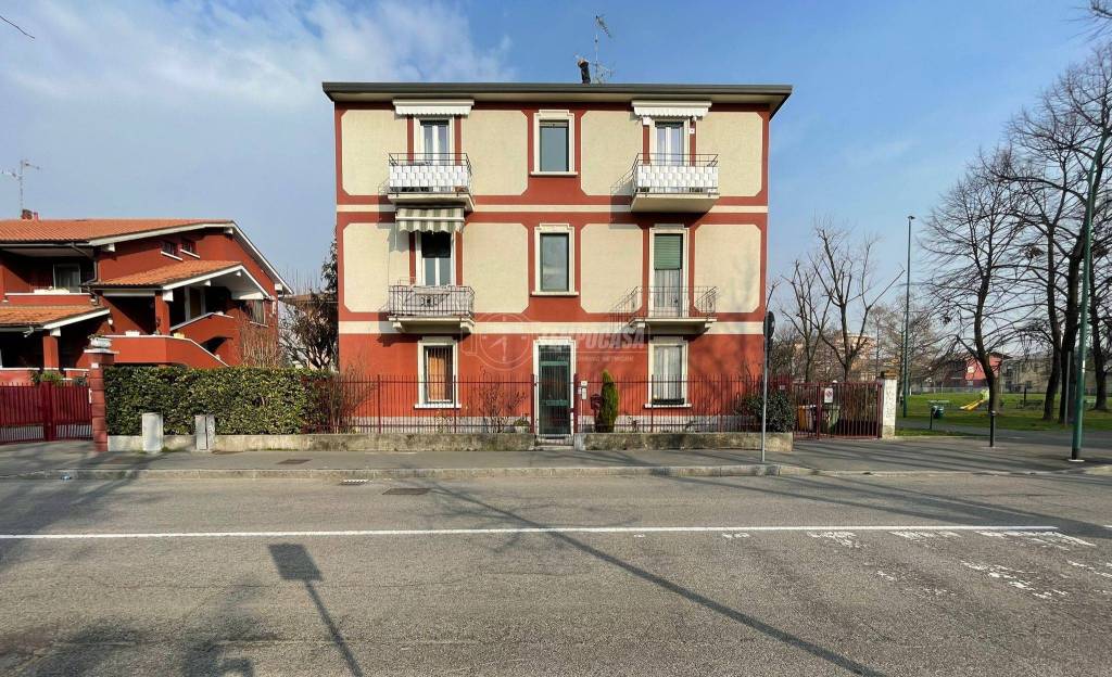 Appartamento in vendita a Cologno Monzese via Dall'Acqua 39