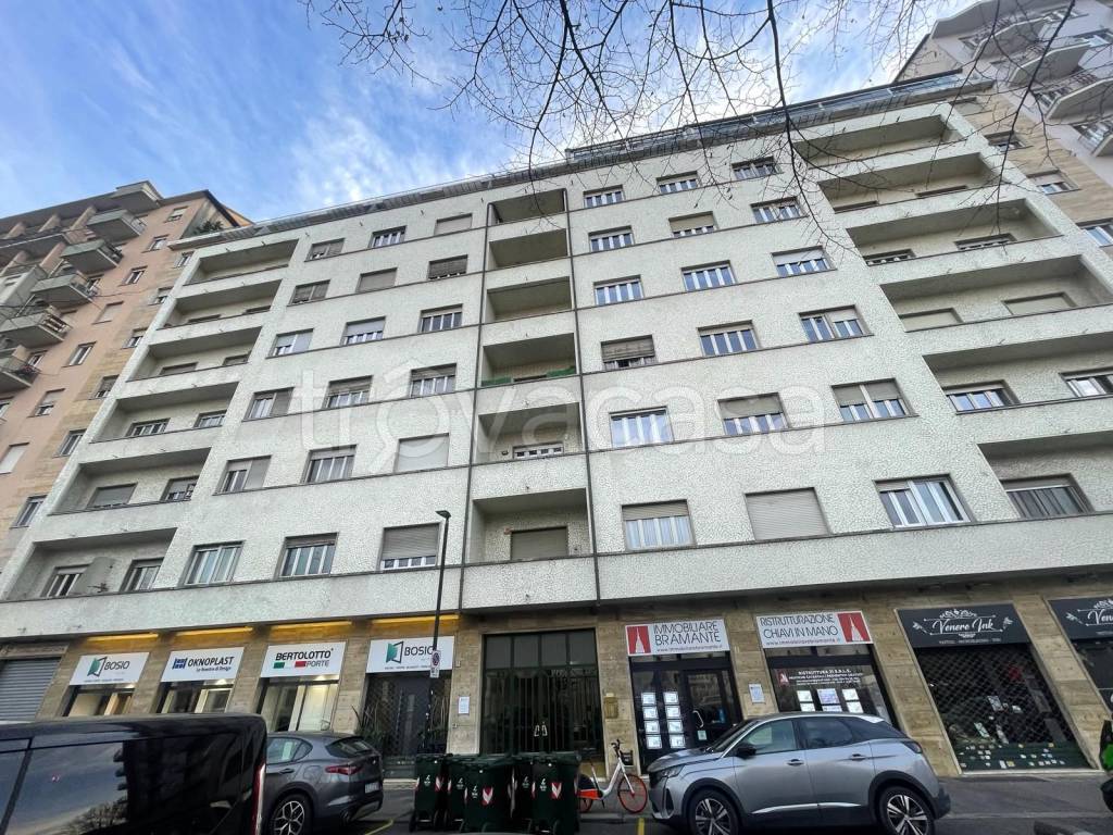 Appartamento in vendita a Torino corso Bramante, 6