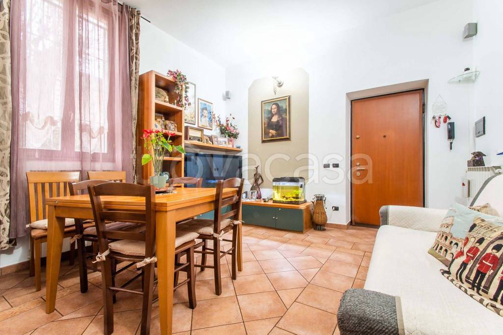 Appartamento in vendita a Olgiate Olona via n. Bixio