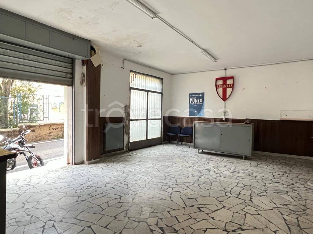 Negozio in affitto a San Giorgio a Cremano via Filippo Turati, 86