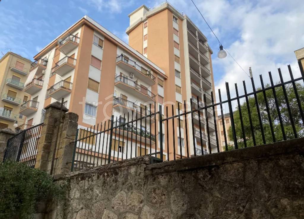 Appartamento in affitto a Caltanissetta via Corsica, 33