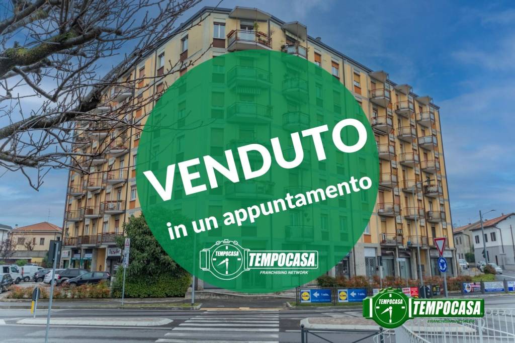 Appartamento in vendita a Verano Brianza via Nazario Sauro, 18