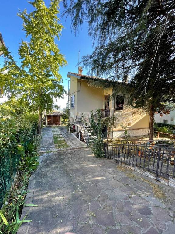 Villa in in vendita da privato a Verucchio via Alcide De Gasperi