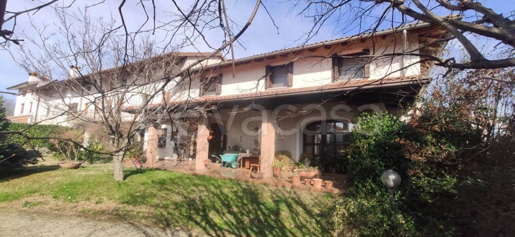 Casa Indipendente in vendita a Reana del Rojale via Belvedere, 5