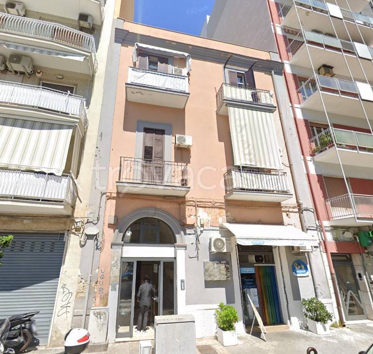 Appartamento in vendita a Bari viale Japigia, 36