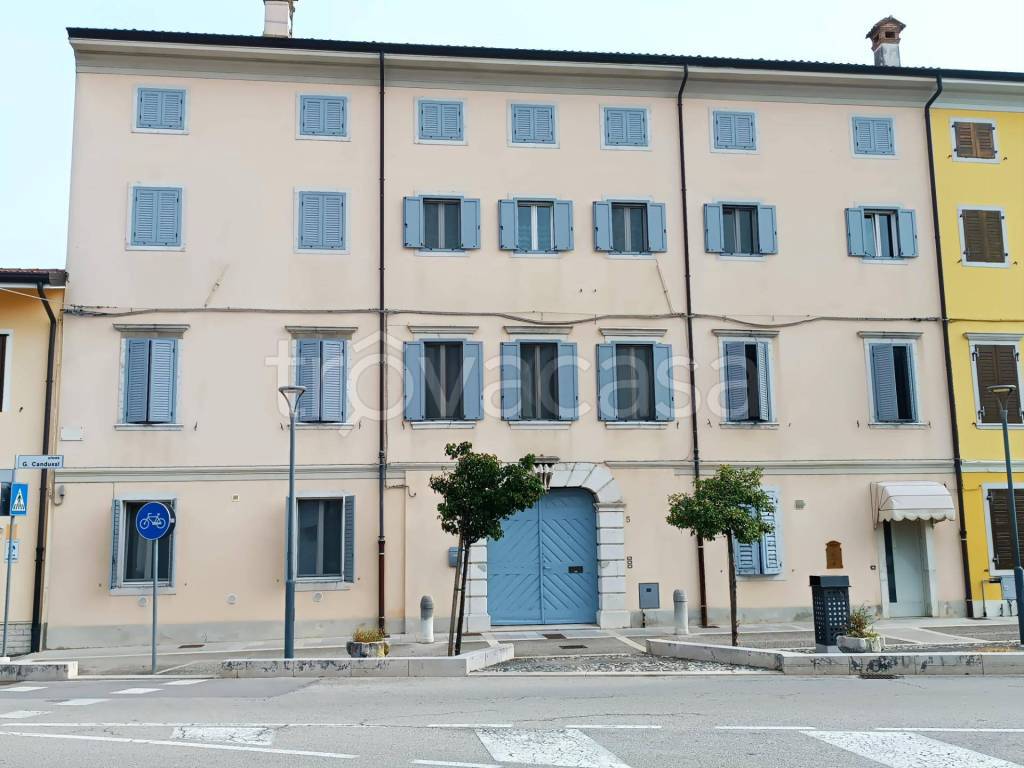 Villa Bifamiliare in vendita a Romans d'Isonzo