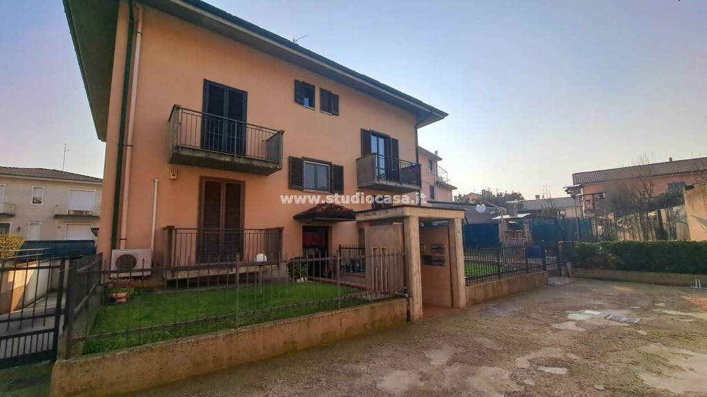 Appartamento in vendita a Pagazzano via Corte Maria Luisa