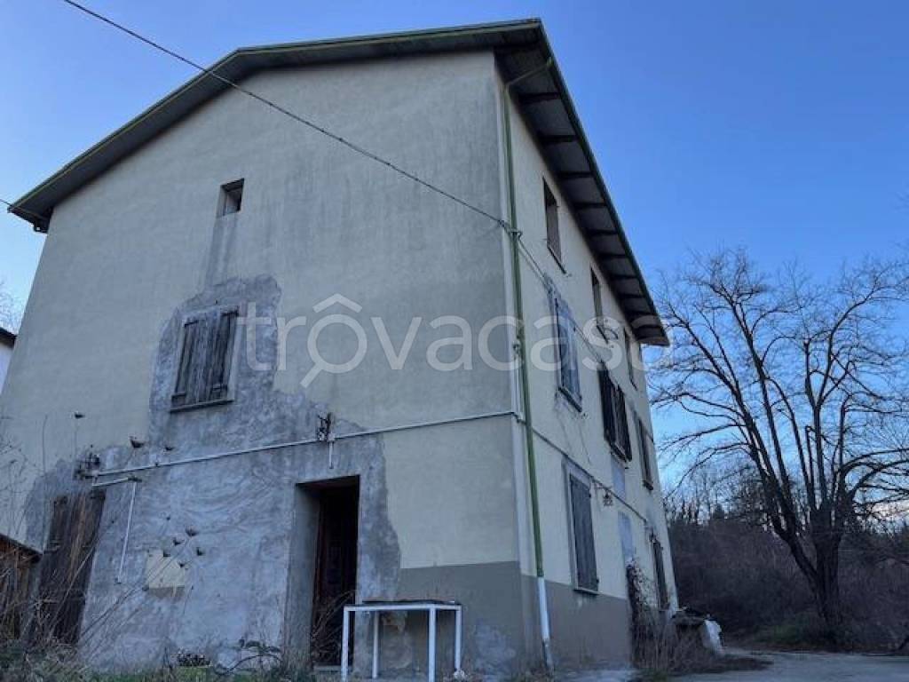 Appartamento in vendita a Castiglione dei Pepoli via spianamento, 58