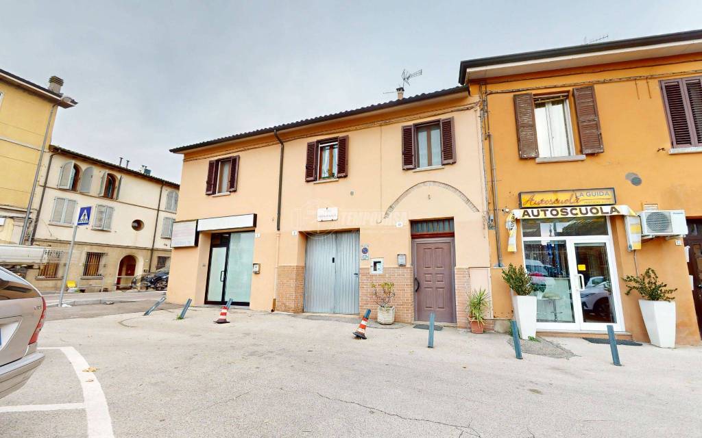 Casa Indipendente in vendita a Forlì piazzale di Porta Schiavonia