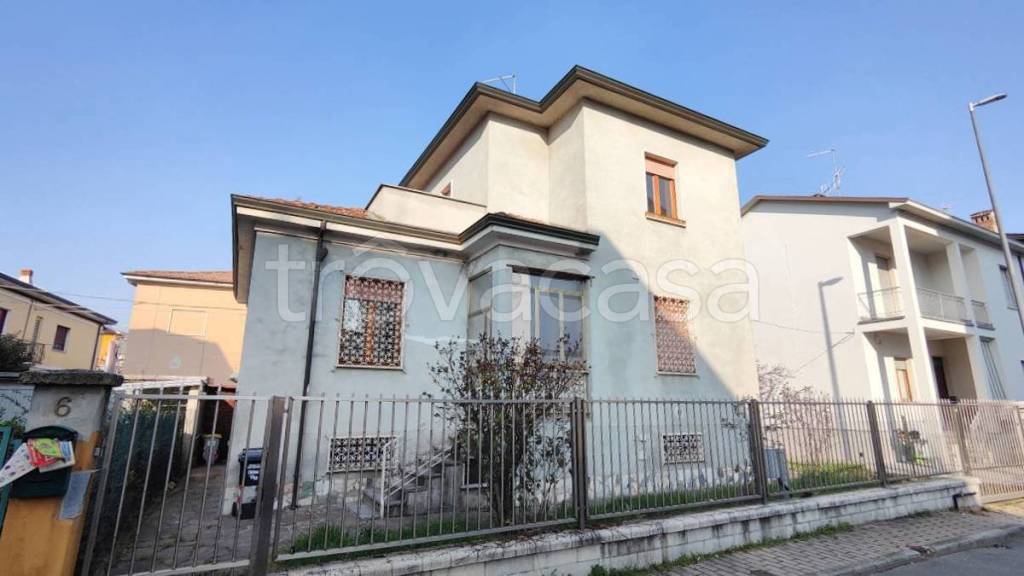 Villa in vendita a Piacenza via soldati , 6