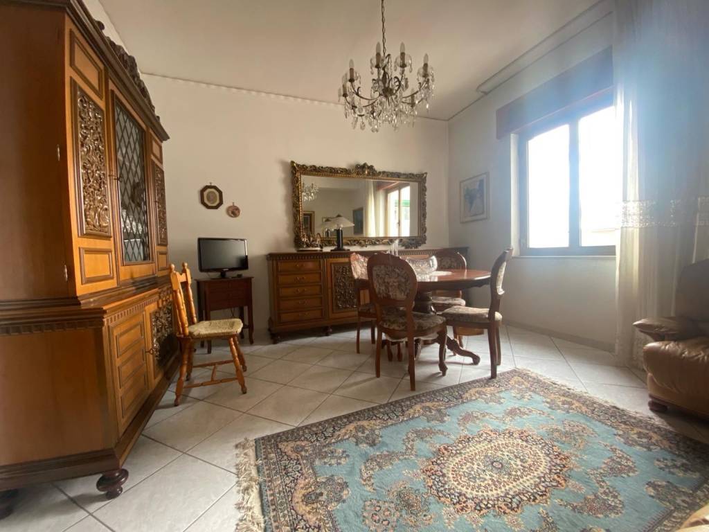 Appartamento in vendita a Casoria via Leonardo da Vinci Traversa 1, 8