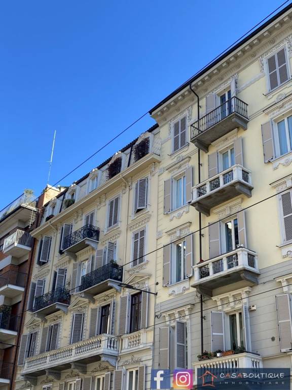 Appartamento in vendita a Torino via Madama Cristina, 27