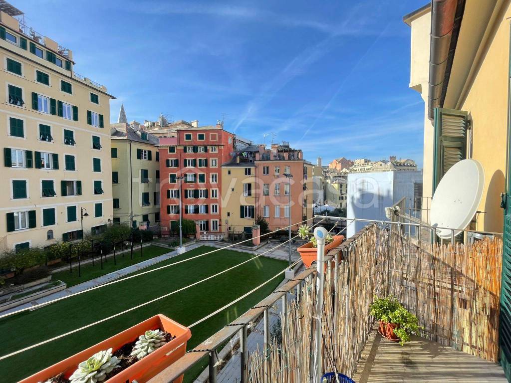 Appartamento in affitto a Genova salita del Prione