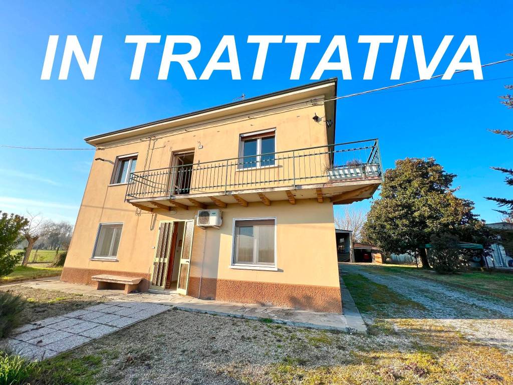 Villa in vendita ad Argenta via Pecora, 17