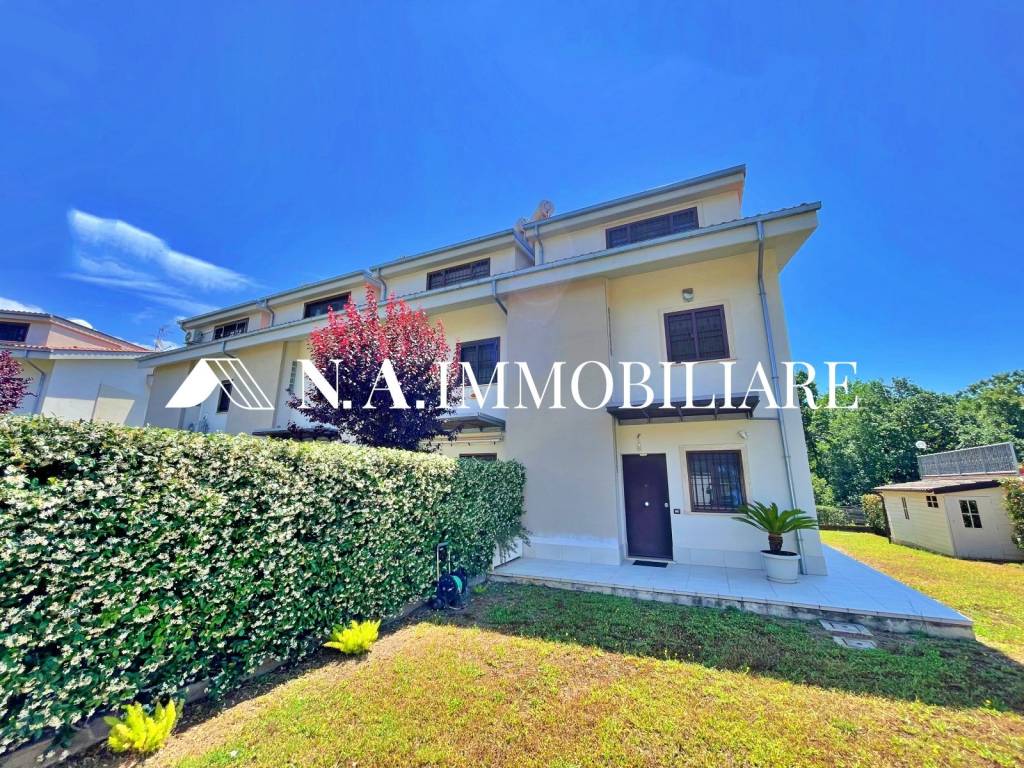 Villa a Schiera in vendita a Cerveteri via Giovan Battista Lulli, 20A