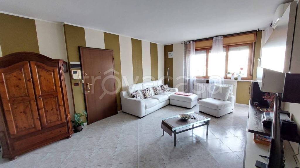 Appartamento in vendita a Collegno via Edmondo De Amicis, 63