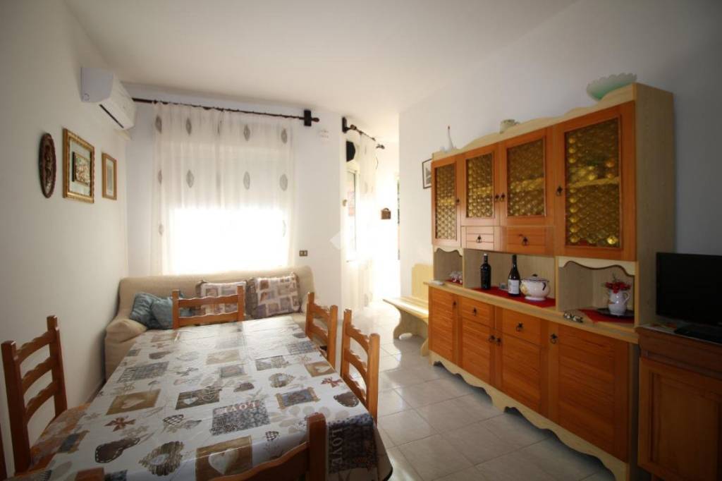 Appartamento in vendita a Villasimius via Fiume, 35