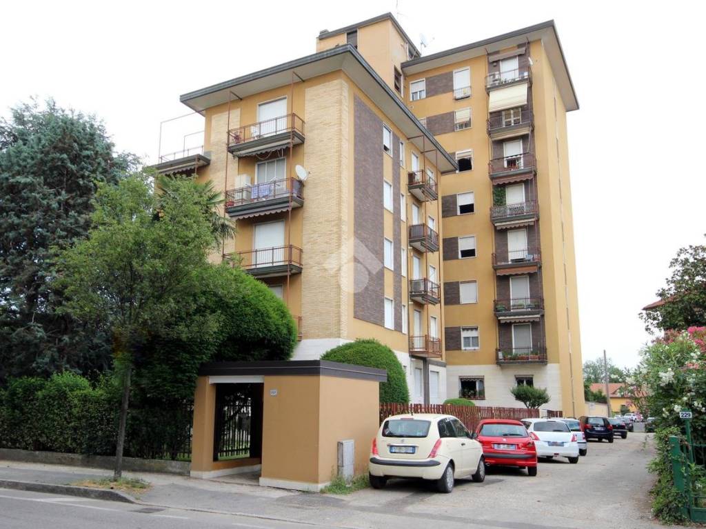 Appartamento in vendita a Cornaredo via Giuseppe Garibaldi, 227