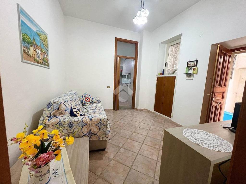 Appartamento in vendita a Vietri sul Mare via scialli secondo, 68