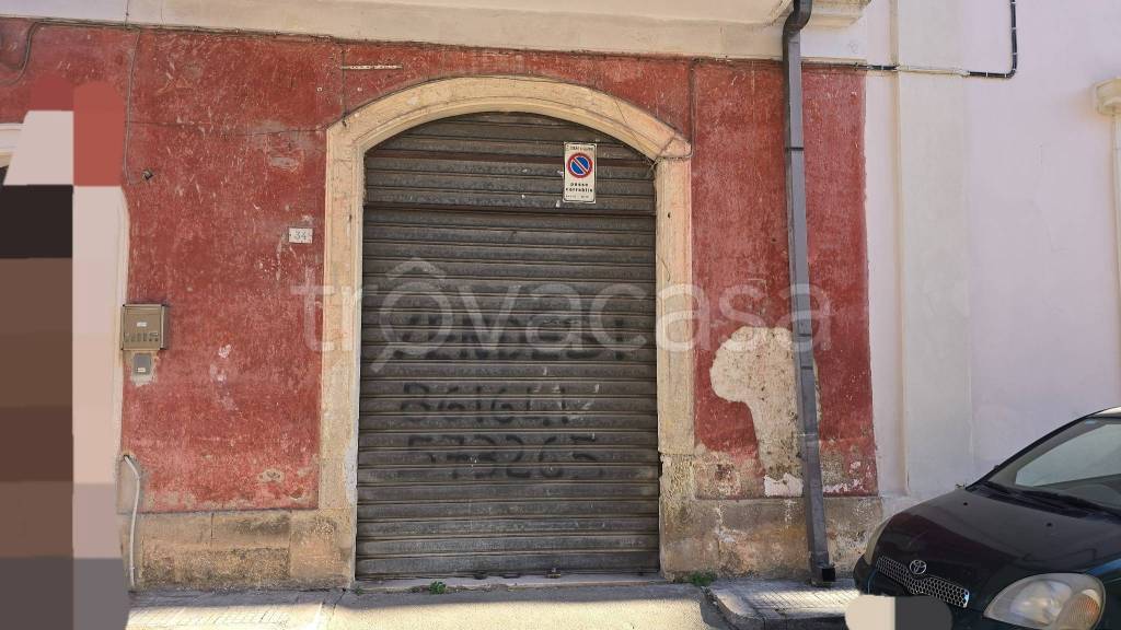 Magazzino in vendita a Galatone via Duca di Genova